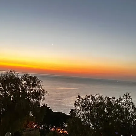 Daire Baia Di Imminens Mari