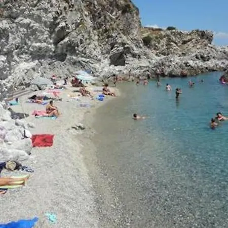 Baia Di Imminens Mari Copanello