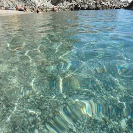 Baia Di Imminens Mari * Copanello