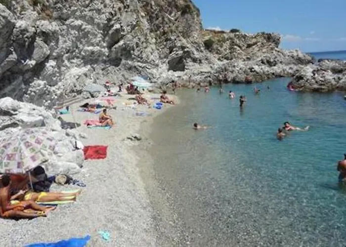 Baia Di Imminens Mari Copanello